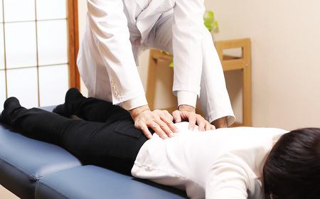 No.531 【初回のみ】腰痛特化の全身整体40分＋問診30分 ／ チケット 初回限定 問診 施術 アフターケア 姿勢 動作の修正 ストレッチ 運動療法 国家資格 愛知県