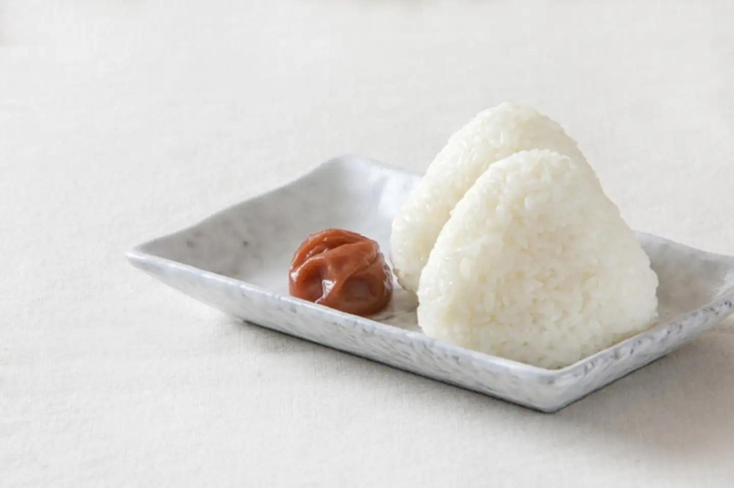 しそかつお梅干し1kg [2L～3L混合]ご家庭用 C級品 紀州南高梅 和歌山産 紀伊国屋文左衛門本舗  ［TC30］