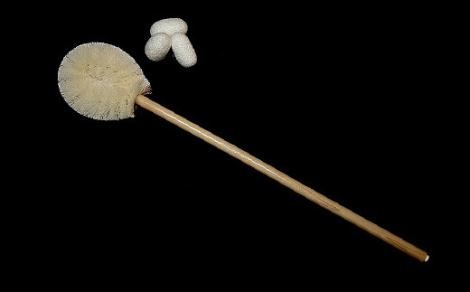 《シルク100％》 背中美人ブラシ 大サイズ(白) 背中 ケア ブラシ 国産 絹糸 シルク 白 ホワイト 角質除去 美容 F21E-503