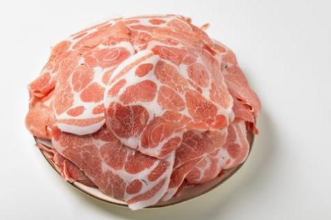【北海道士別市】道の駅オリジナル士別産牛ロース（300g）、豚肩ロースすき焼き用（500g）×各1袋