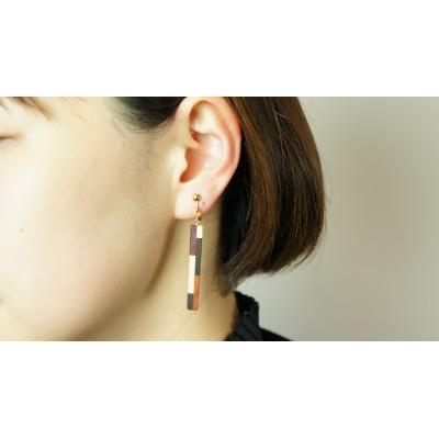 ふるさと納税 日南町 FOSSIL SERIES ロッドイヤリング |  | 01