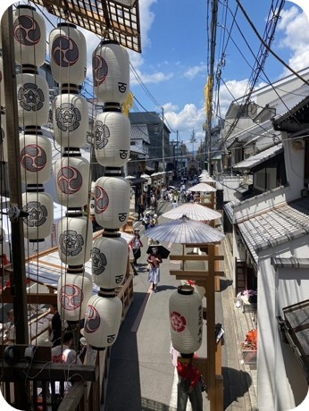 後祭　昼