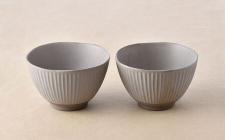 【波佐見焼】しのぎ 丼ぶり カーキ 2個セット【トーエー】[QC74]