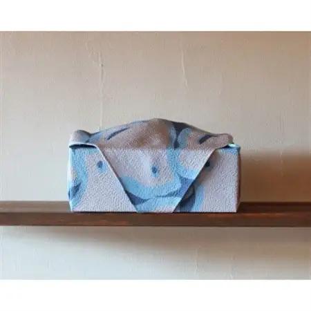 正絹縮緬友禅風呂敷　千鳥_装飾品・工芸品  服飾小物 _【1555062】