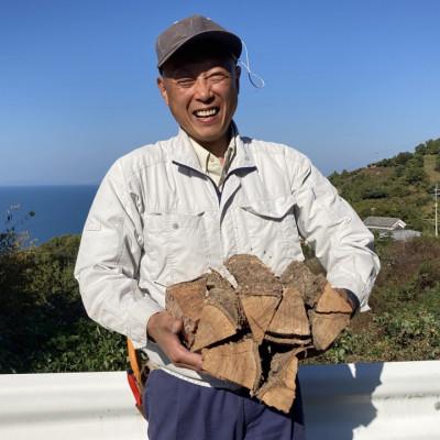 ふるさと納税 伊予市 訳あり(自然乾燥) 広葉樹の丸薪 15kg〜18kg 菜の花薪をアウトドアやキャンプに|B221 |  | 03