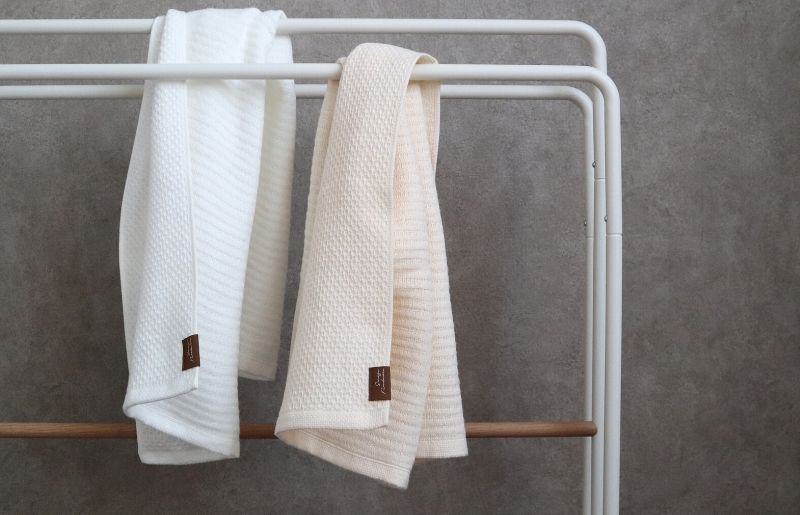 【ソフトハニカム】プレミアムタオル10枚セット（ベージュ）+ソフトハニカム織ハーフハンカチ1枚 G1970