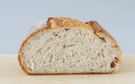 【全3回定期便】【冷凍】　カンパーニュ3種セット (プレーン・いちじく・五穀) 愛媛県大洲市/株式会社アライ 冷凍パン ハードパン 食事パン 朝食 ベーカリー 冷凍[AGAY051]