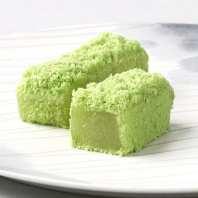 ふるさと納税 松江市 老舗和菓子屋「彩雲堂」の代表銘菓　若草12個入り |  | 01