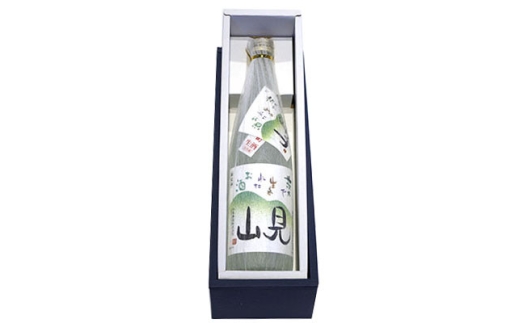 茨木で生まれたお酒　「見山」純米吟醸生酒1.8L1本　箱入【1757950】