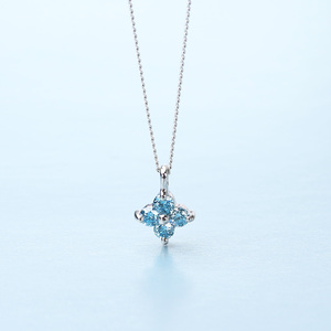 プラチナ900【ラボブルー 0.132ctダイヤモンドネックレス】 PT900-KN01001LBL[AM327] / プラチナ900 ブルーダイヤモンド ネックレス フラワーデザイン アクセサリー 