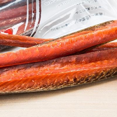 ふるさと納税 稚内市 沖獲りオス鮭の鮭とば　110g×3袋 |  | 02