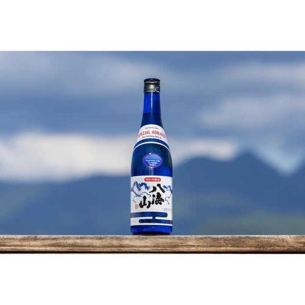ドジャース公式日本酒 「特別本醸造 八海山」 ブルーボトル 720ml×1本  | ドジャース
