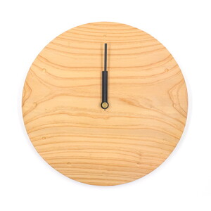 Wooden clock 木の時計（秋田杉） インテリア シンプル 丸型 掛け時計 木のぬくもり ナチュラル リビング 寝室 店舗 お店  無地タイプ