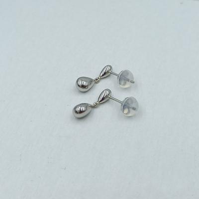 ふるさと納税 甲府市 Pt ペアシェイプ地金ピアス 　APE4866PT |  | 01