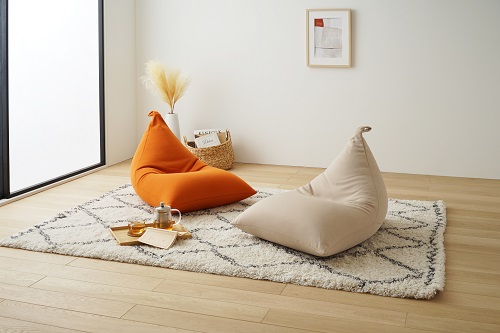 【a035】ビーズクッション　三角（グリーン）【配送不可地域：沖縄県、離島】