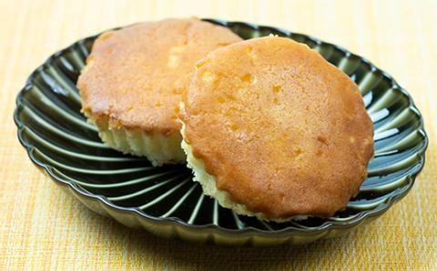 北海道福島町 なりやの手作りマドレーヌ(15個入り) FKT007