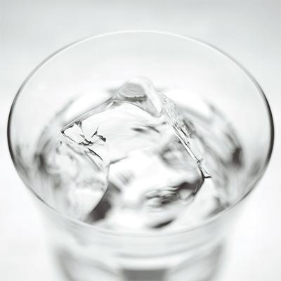 ふるさと納税 多良木町 本格米焼酎「白岳しろ」720ml 3本セット |  | 02