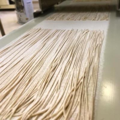 ふるさと納税 豊丘村 【数量・期間限定】南信州産そば粉使用 年越しそば 5人前(つゆ付) |  | 01