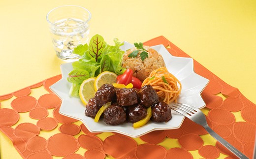 A1548.【常温で保管できる！】レトルト・チキンボール＆ミートボールセット（150g×14袋）