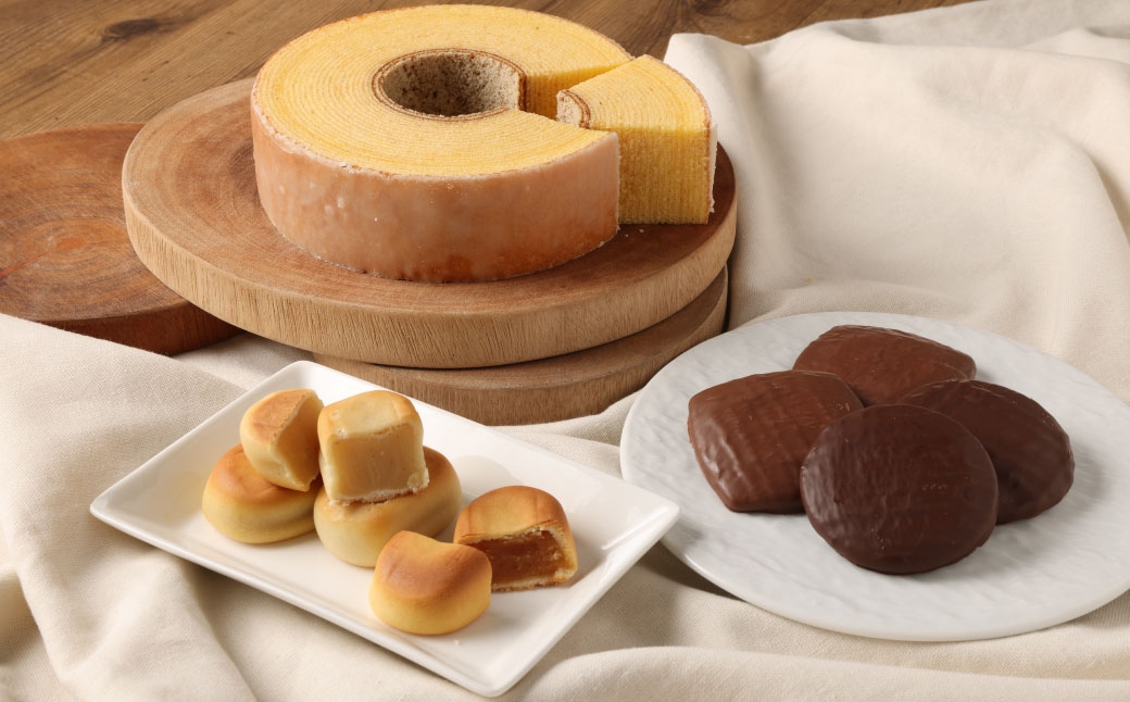 
                  特選ギフトセット 菊池渓谷 特選 ギフト セット お菓子 菓子 和菓子 スイーツ デザート おやつ 洋菓子 焼菓子 クッキー バウムクーヘン バームクーヘン
                