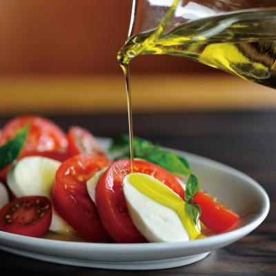 ふるさと納税 小豆島町 【井上誠耕園】2025年度産　小豆島産アルベキーナオリーブオイル 135g×3本 |  | 03