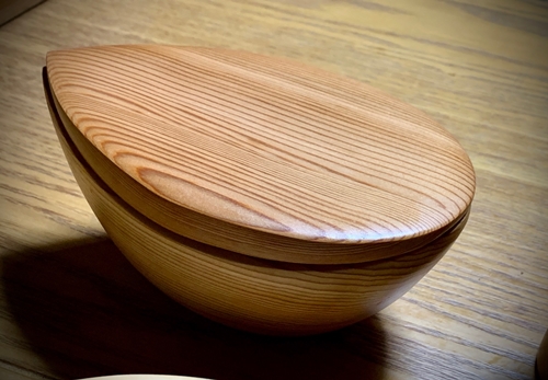 お洒落な吉野杉のお茶碗 木製茶碗 津田瑞苑 ／ ガラスウッドコート 結婚祝い ギフト 奈良県 宇陀市