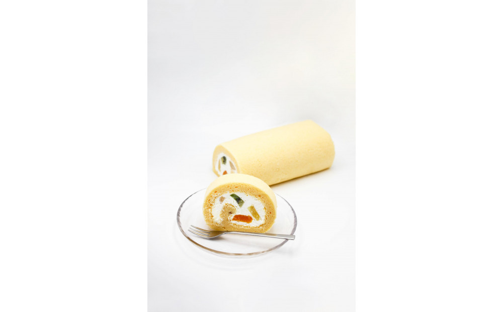 
            佐渡島トキのお米ロールケーキセット
          