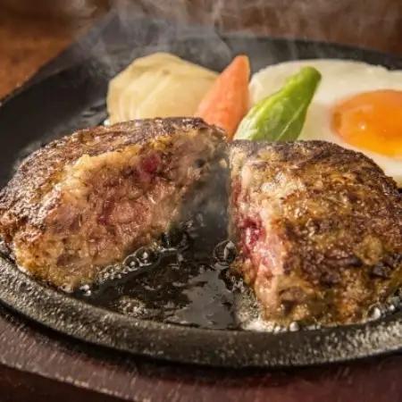 やんばるの自然が育んだ「黒毛和牛 経産牛」ハンバーグ 100g×15個【配送不可地域：離島】【1784635】