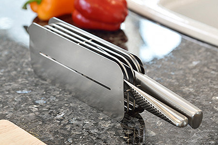 おしゃれな包丁スタンド 横置きタイプ 3本対応可 ステンレス製 キッチン用品 シルバー 包丁立て 包丁たて 収納 スリム ナイフスタンド 包丁ホルダー 包丁差し 水切りかご用 日本製 燕三条製【012