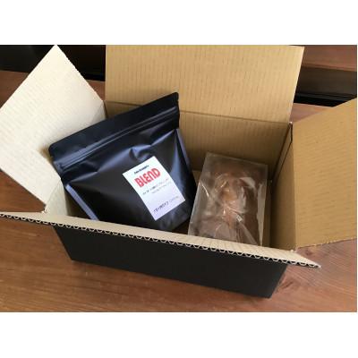 ふるさと納税 長門市 【自家焙煎珈琲】中煎り豆200gと手作りフルーツケーキ詰め合わせ |  | 02