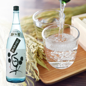 【 先行予約 】期間限定 新酒 日本酒 松の司 純米吟醸 「しぼりたて 楽」 1800ml 【松の司】 日本酒