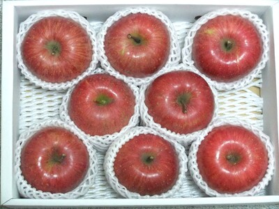 りんご（サンふじ）３ｋｇ　贈答用　0030-2631