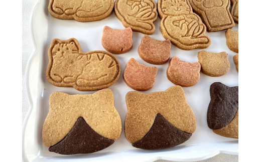 foyerのクッキー缶ねこづくし/ スイーツ焼き菓子