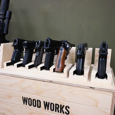 ふるさと納税 横手市 WOOD WORKS ハンドガンスタンド 5丁掛【ナチュラル】2個セット! |  | 01