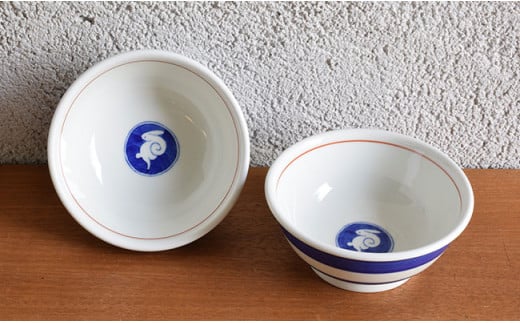 
            深川製磁 【有田焼】月見うさぎ ペア玉割 和食器 食器 うつわ 器 ボウル 小鉢 鉢 取り鉢 サラダボウル とんすい 兎 手描き 2個セット 鍋 電子レンジOK 40000円 4万円 A40-91
          