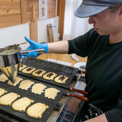 ふるさと納税 上島町 かみりん焼き　あんこ・カスタード・チョコの3種類詰め合わせ計10個セット 【個包装・冷凍発送】 |  | 02