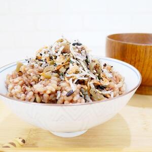【ふるさと納税】ふりかけ 無添加 アミノ酸 不使用 生ふりかけ ( 梅ちりめん × 5袋 ) 食べ比べセット 梅 ちりめん 澤田食品