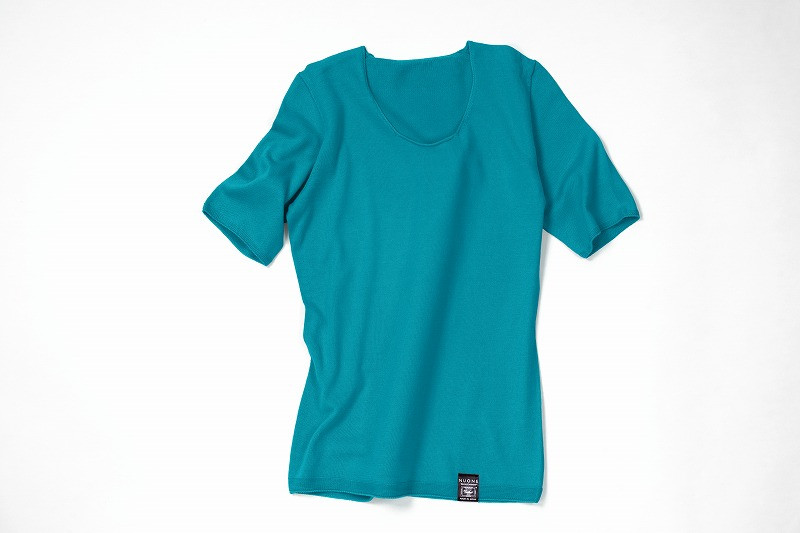 
            NUONE海島綿ラウンドネック半袖プルオーバー エメラルドグリーン
          