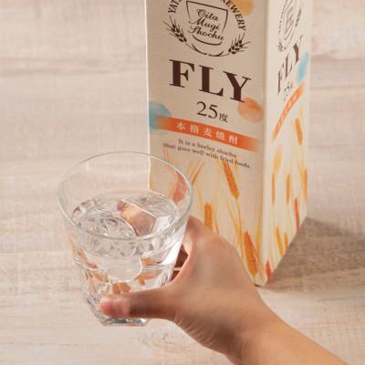 ふるさと納税 九重町 FLY 1800mlパック×2本セット 大分麦焼酎(25度) |  | 01