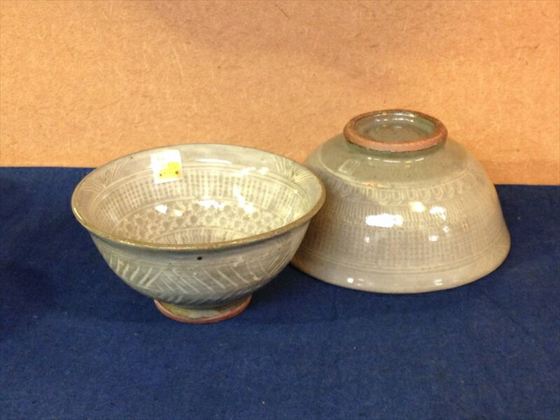 【ふるさと納税】 三島産 大房氏暦 手飯茶碗 大小 2個 陶器 飯茶碗 ペア 手作り 逸品 おしゃれ 和風 工芸美 贈答用 プレゼント 茶碗 お皿 陶器 口径 約11.5cm 高さ 約6cm 大小ペア 三島市 静岡県