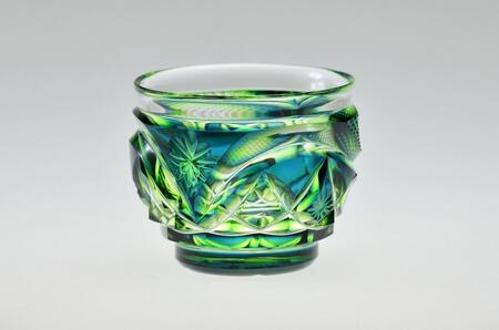島津薩摩切子　与論町オリジナル二色猪口　蒼黄緑 | 伝統工芸品 薩摩切子 切子 グラス 薩摩切子 冷酒 晩酌 グラス 薩摩切子 グラス ギフト 人気 おすすめ 与論町 限定 薩摩切子
