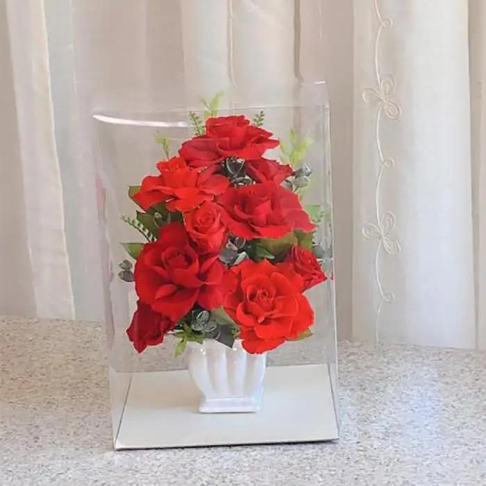 大輪のバラの花が咲き誇るプリザーブドフラワー・bell薔薇（クリアケース入り）　ピンク系