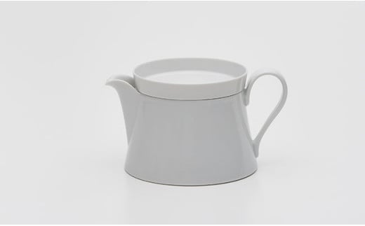 2016/ IR Tea Pot ティーポット 急須 茶こし付 有田焼 スウェーデン デザイナー シンプル スタイリッシュ 北欧 白 ティーセット スタッキング 磁器 食洗機対応 ギフト 65000円 A65-5