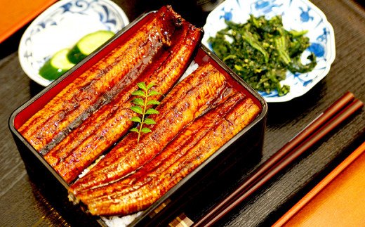 【３回定期便】炭火手焼のうなぎ蒲焼130g×３尾セット 蒲焼のたれ付き Wfb-0030