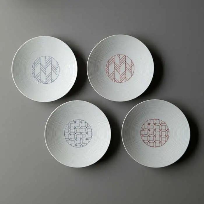 【波佐見焼】ギフトセット 和モダン七宝＆矢羽 15cm 取り皿 赤＆青 4枚セット【永峰製磁 eiho】[RA87]