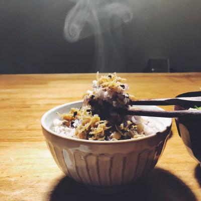 ふるさと納税 瑞浪市 【美濃焼/みずなみ焼】山喜製陶のしのぎ茶碗M 5個セット(色違い5色) |  | 03