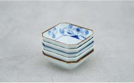 A30-330 皓洋窯 有田焼 隅切小皿絵変わり5点セット