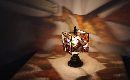 ステンドグラスのテーブルランプ カケラ スクエア アンバー【1286549】