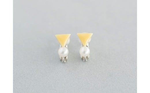 イヤリング パール付き 三角 七宝 | パール イヤリング ポイント 七宝 アクセサリー イエロー 七宝 七宝焼き アクセ ジュエリー 上品 レディース 装飾 クリスマス 入学祝い 結婚記念日 記念日 お祝い 誕生日 ギフト 贈答 作家 作品 手仕事 伝統工芸 Kenichi Kondo 埼玉県 北本市