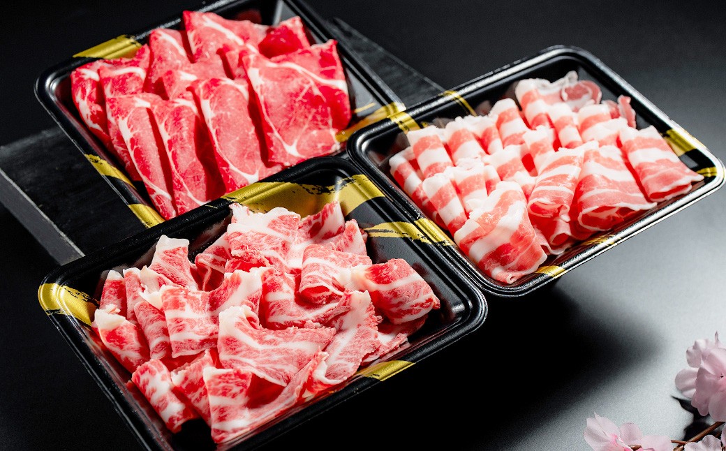 【桜屋】新感覚！極薄スライス「花びら馬刺し」3種盛り約300g（専用醤油付き 150ml×1本） 